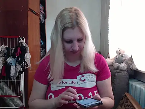 BustyBlond online show from March 5, 2025, 10:00 am