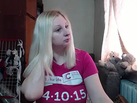 BustyBlond online show from March 13, 2025, 11:08 am