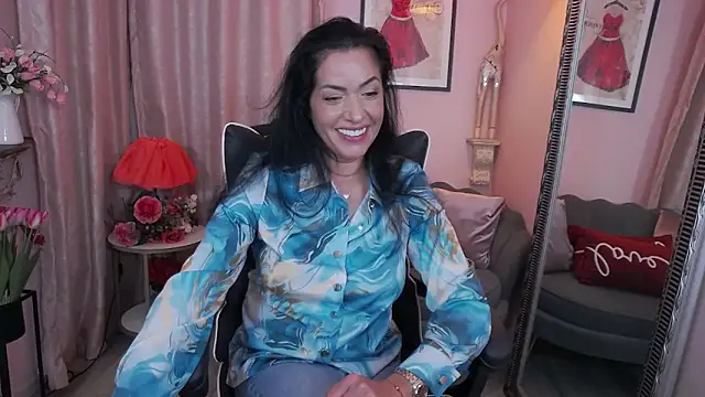 Snapshot of AnelissaReys chatting on March 6, 2025, 12:41 pm AnelissaReys online show from March 6, 2025, 12:41 pm