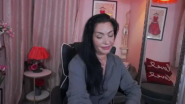 Snapshot of AnelissaReys chatting on February 17, 2025, 2:38 pm AnelissaReys online show from February 17, 2025, 2:38 pm