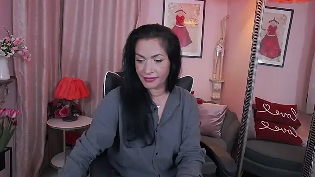 Snapshot of AnelissaReys chatting on February 17, 2025, 11:34 am AnelissaReys online show from February 17, 2025, 11:34 am