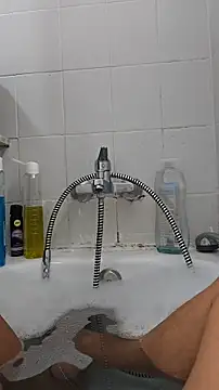 Snapshot of Trucker_Hunter chatting on October 23, 2025, 11:42 am Trucker Hunter online show from October 23, 2025, 11:42 am