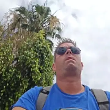 Snapshot of Trucker_Hunter chatting on April 8, 2026, 12:28 pm Trucker Hunter online show from April 8, 2026, 12:28 pm