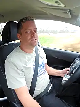 Snapshot of Trucker_Hunter chatting on February 8, 2025, 12:06 pm Trucker Hunter online show from February 8, 2025, 12:06 pm