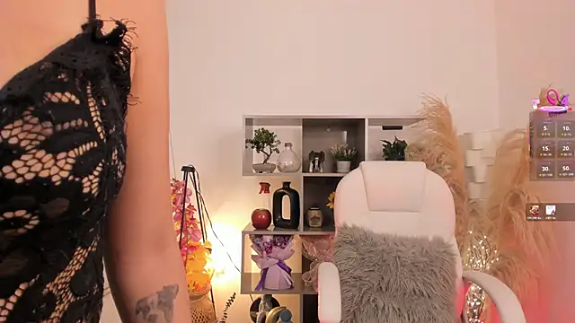 Alexandra ra online show from February 15, 2026, 12:44 am