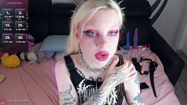 Snapshot of HelenGoat chatting on December 7, 2024, 2:52 pm HelenGoat online show from December 7, 2024, 2:52 pm