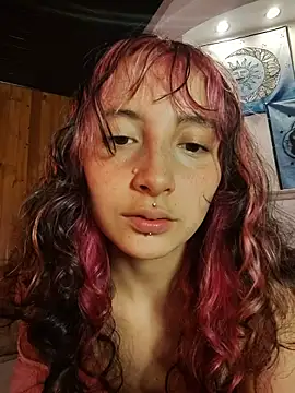  Laary online show from December 22, 2025, 9:48 pm