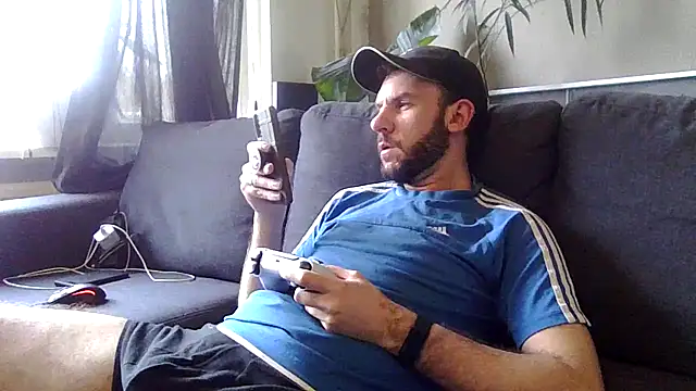 Snapshot of MckyD1cky chatting on January 31, 2025, 2:07 pm MckyD1cky online show from January 31, 2025, 2:07 pm