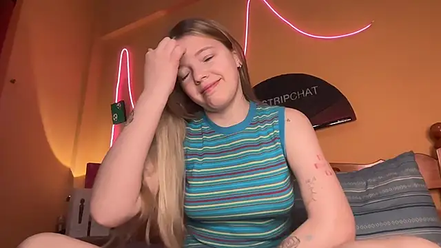 -veranito- online show from October 20, 2025, 3:08 am