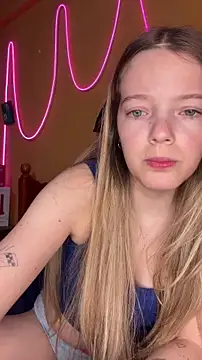 -veranito- online show from March 12, 2026, 3:01 am