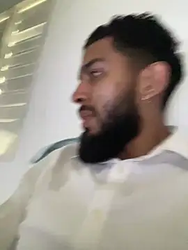 Snapshot of Alessandro__Rossi chatting on February 13, 2026, 5:24 pm Alessandro Rossi online show from February 13, 2026, 5:24 pm