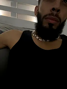 Snapshot of Alessandro__Rossi chatting on November 19, 2025, 4:45 am Alessandro Rossi online show from November 19, 2025, 4:45 am