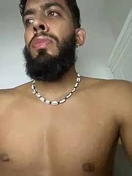 Alessandro  Rossi online show from May 15, 2026, 9:24 pm