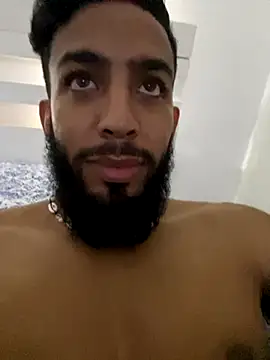 Snapshot of Alessandro__Rossi chatting on October 27, 2025, 11:55 am Alessandro Rossi online show from October 27, 2025, 11:55 am