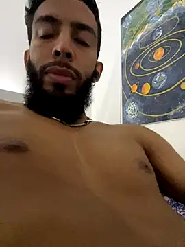 Snapshot of Alessandro__Rossi chatting on October 17, 2025, 12:14 am Alessandro Rossi online show from October 17, 2025, 12:14 am