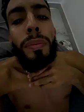 Snapshot of Alessandro__Rossi chatting on November 24, 2025, 11:05 pm Alessandro Rossi online show from November 24, 2025, 11:05 pm