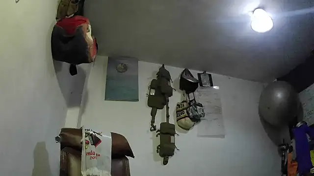 crazylatinguyy online show from November 20, 2025, 11:14 pm