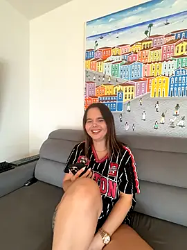 TheCinderella online show from October 24, 2025, 12:59 pm