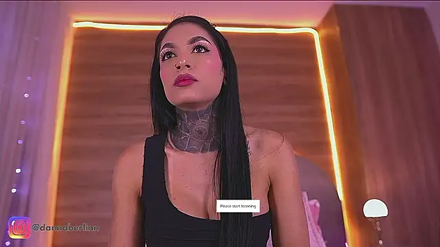 danna berlin  online show from March 14, 2026, 7:20 pm