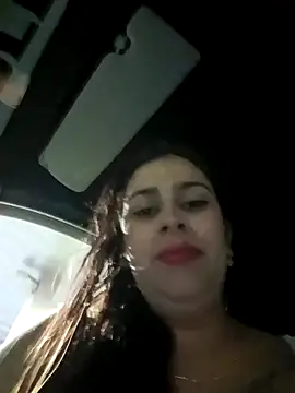 Snapshot of Latina_sexy1 chatting on December 21, 2025, 9:33 am Latina sexy1 online show from December 21, 2025, 9:33 am