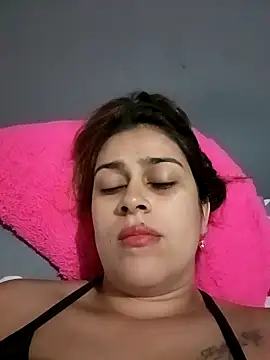 Snapshot of Latina_sexy1 chatting on November 28, 2025, 1:50 am Latina sexy1 online show from November 28, 2025, 1:50 am