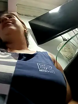 Latina sexy1 online show from November 6, 2025, 2:26 am