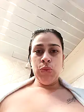 Snapshot of Latina_sexy1 chatting on November 21, 2025, 2:16 pm Latina sexy1 online show from November 21, 2025, 2:16 pm