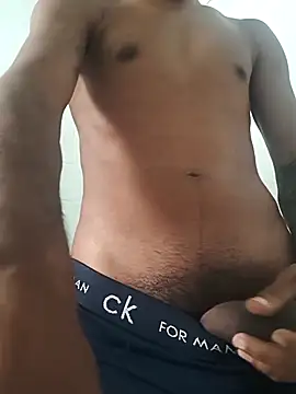 Snapshot of N-lS chatting on February 1, 2026, 1:42 pm N-lS online show from February 1, 2026, 1:42 pm