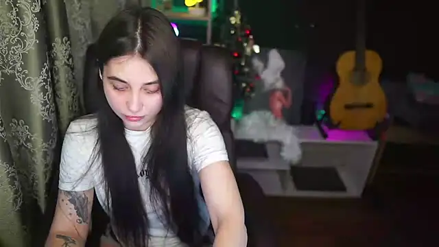 Snapshot of delicatedBailey chatting on February 14, 2025, 5:30 am delicatedBailey online show from February 14, 2025, 5:30 am