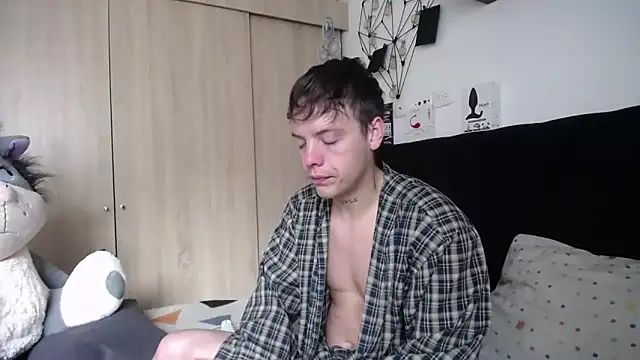 Santiago kiler online show from September 19, 2025, 12:20 pm