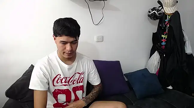 Santiago kiler online show from February 24, 2025, 4:04 pm