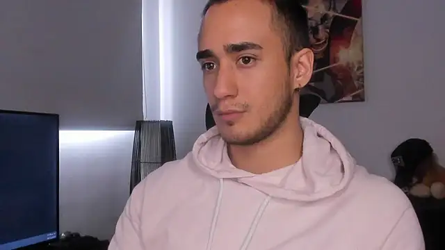 AlexRivera6 online show from December 29, 2024, 4:18 pm