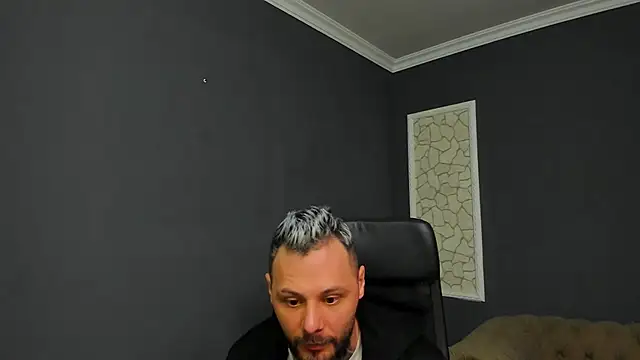 Snapshot of BrianHunts chatting on February 7, 2026, 5:48 am BrianHunts online show from February 7, 2026, 5:48 am