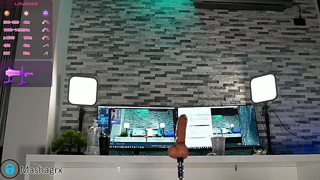 Mashagrx0 online show from May 30, 2026, 8:47 pm