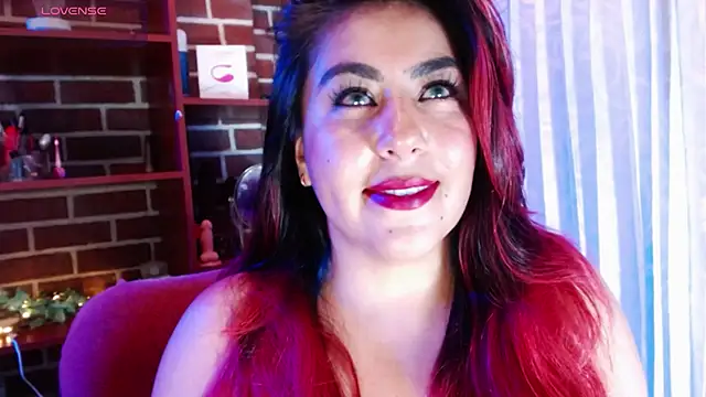 gatuwildhott online show from July 8, 2026, 11:38 pm