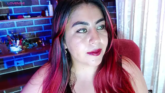 gatuwildhott online show from June 26, 2026, 6:25 pm
