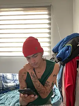 sorry-mom69 online show from October 7, 2025, 2:18 pm