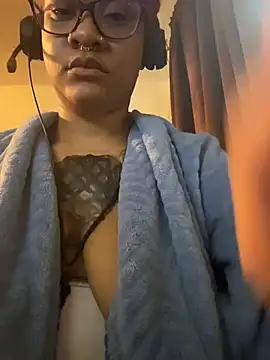 nickytheehawtie online show from March 28, 2026, 1:45 pm