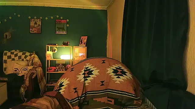 Snapshot of ClancyMorissey chatting on October 17, 2025, 6:43 pm ClancyMorissey online show from October 17, 2025, 6:43 pm