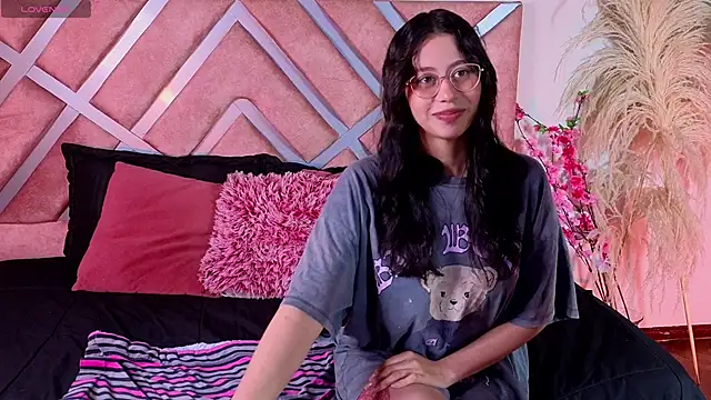  kelly hous36 online show from March 6, 2025, 5:22 pm