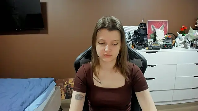 SoniNesti online show from July 3, 2026, 6:36 pm