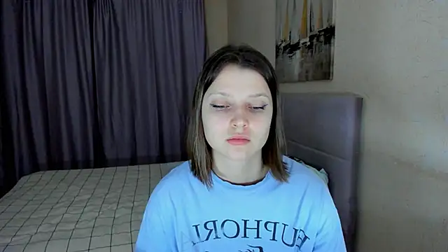 SoniNesti online show from November 28, 2025, 2:50 pm