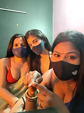 cutee  crazy online show from January 10, 2026, 2:01 pm