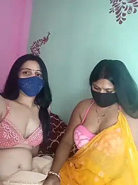 cutee  crazy online show from October 18, 2025, 5:59 pm