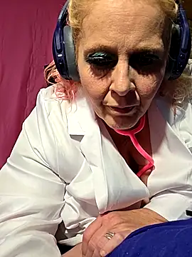 DavisDesires online show from March 3, 2026, 2:02 pm