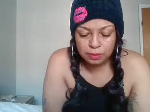 MSweetLindaParks online show from January 23, 2025, 7:07 pm
