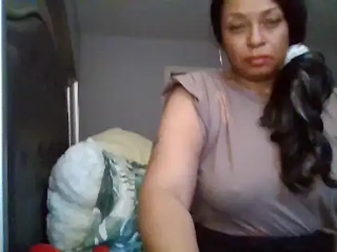 MSweetLindaParks online show from February 16, 2025, 6:10 pm