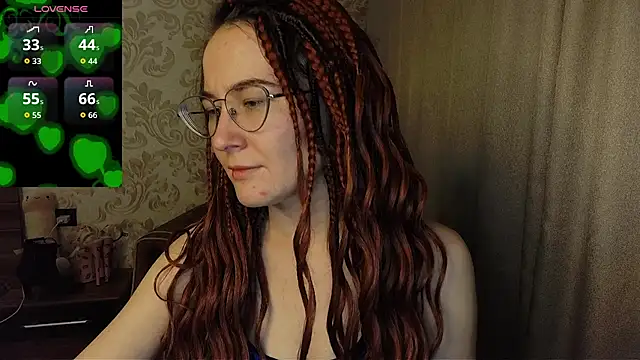 AgnesGraham online show from October 27, 2025, 11:05 pm