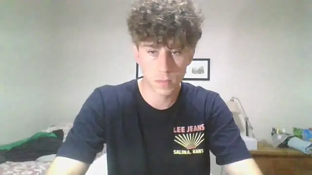 Snapshot of saint_not chatting on November 13, 2025, 4:05 am saint not online show from November 13, 2025, 4:05 am