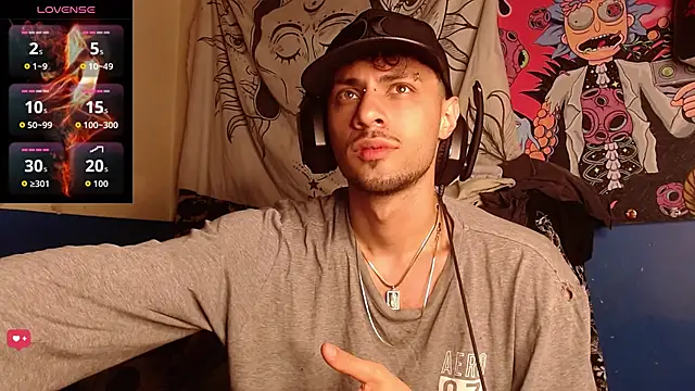 Snapshot of Apolo_S chatting on November 30, 2025, 7:31 am Apolo S online show from November 30, 2025, 7:31 am